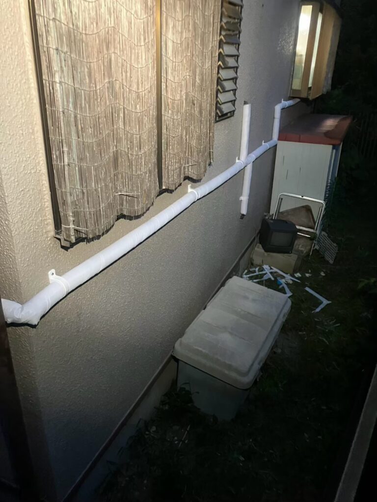 横浜市｜床下の水漏れに夜間緊急対応・給水管更新工事で即日復旧【高橋綜合設備】